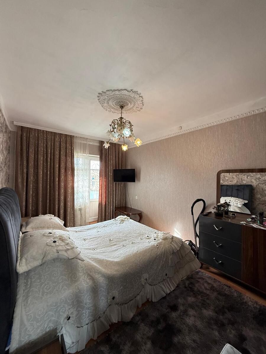 Satılır 5 otaqlı köhnə tikili 110 m² — Mənzil, Bakı (2)