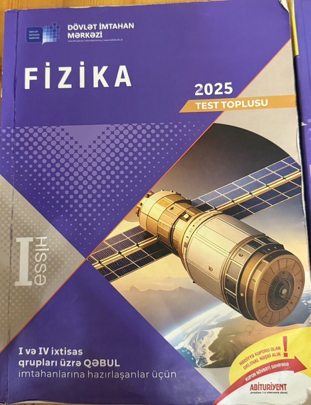 Məhsul: Fizika 2025 – Test Toplusu (I və II hissə) Nəşriyyat: Dövlət