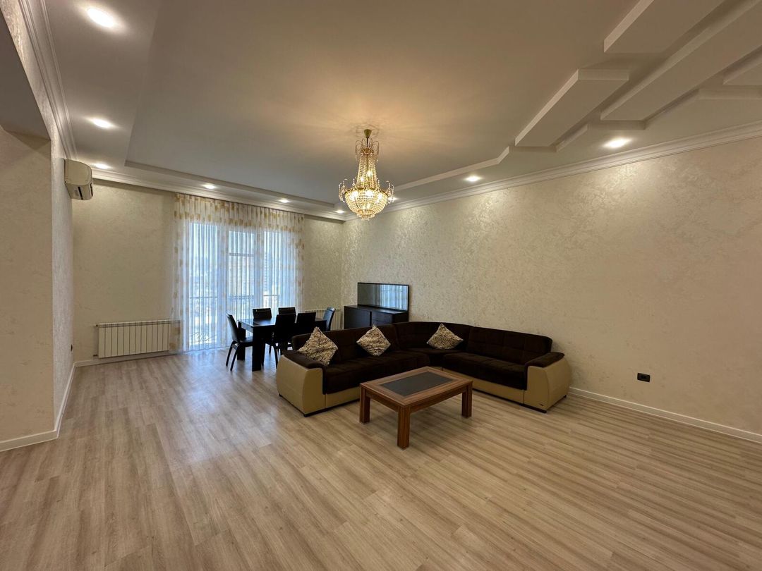 İcarəyə verilir 3 otaqlı yeni tikili 148 m² — Mənzil, Bakı (2)