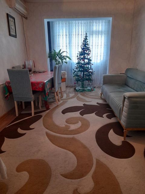 Bakı, Əhmədli, 3 otaqlı, Köhnə tikili, m. Əhmədli, 72 kv. m