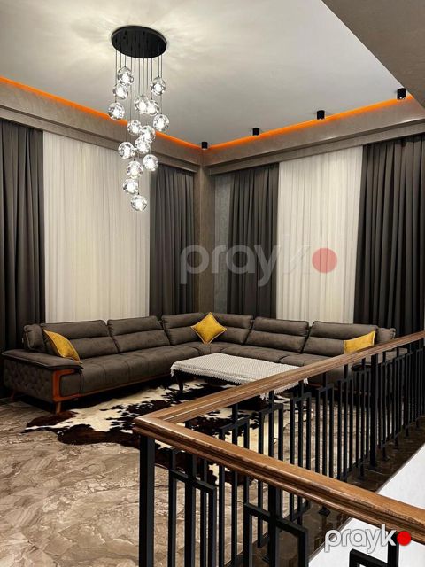 İcarəyə verilir 8 otaqlı həyət evi/bağ evi 800 m²