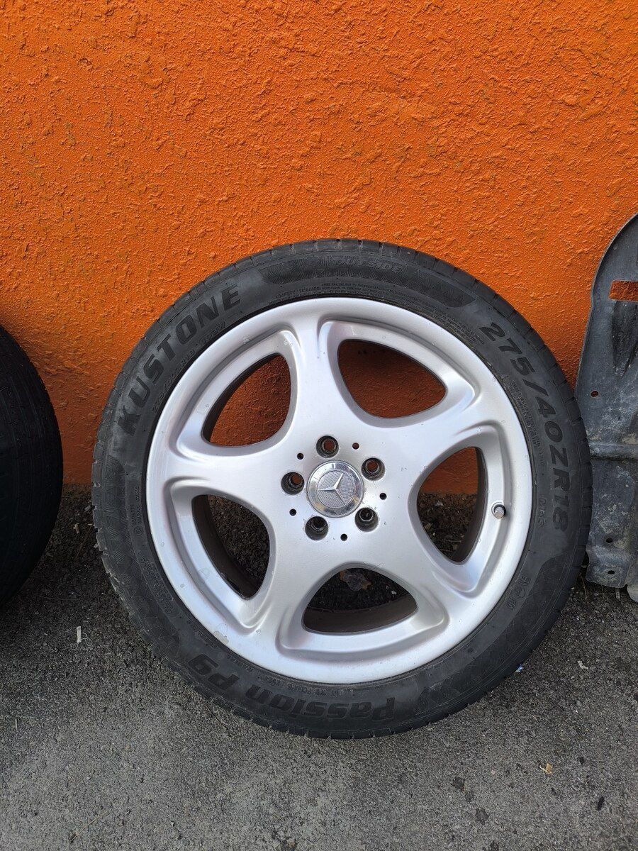 Mercedes R18 təkərləri — Ehtiyat hissələri və aksesuarlar, Bakı (2)