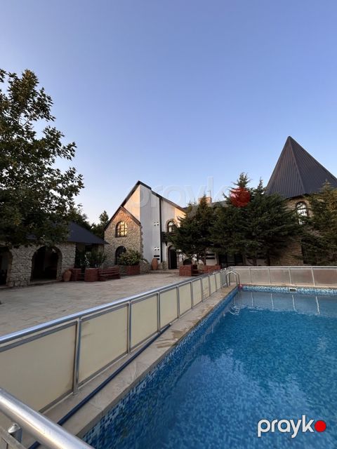 Satılır 6 otaqlı həyət evi/bağ evi 240 m²