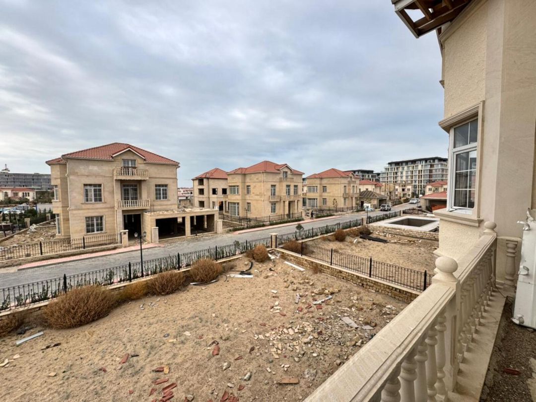 Satılır 8 otaqlı həyət evi/bağ evi 300 m² — Ev, villa, Bakı (9)