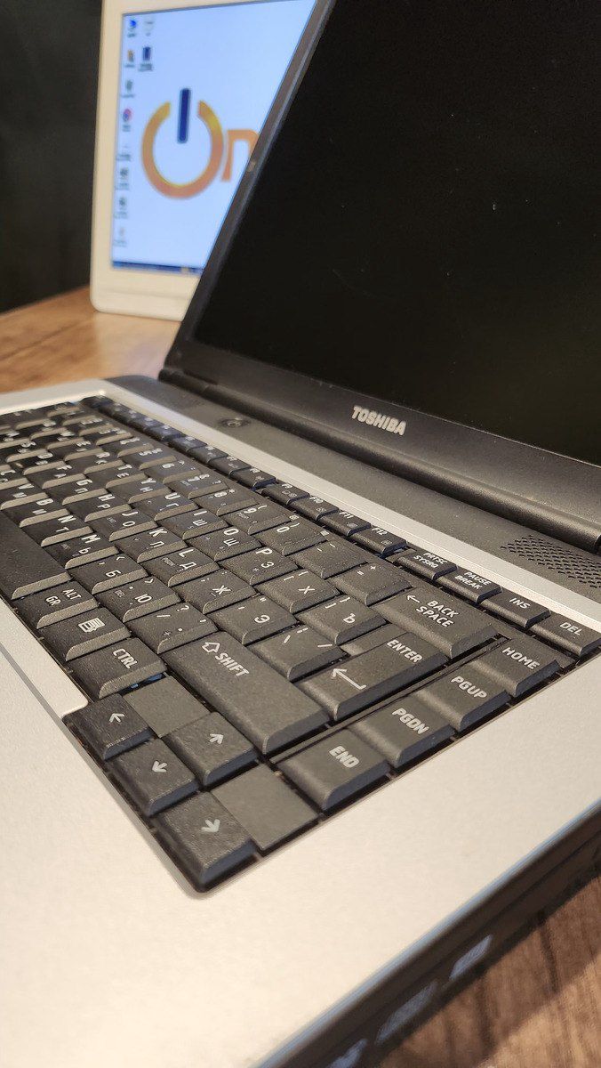 Noutbuk Toshiba Satallite L300 — Elektronika, Bakı (3)