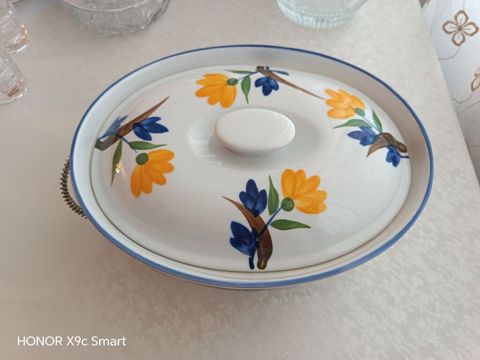 Porselen qapaqlı oval yemək qabı – metal stendli - Material: ağ — Bakı