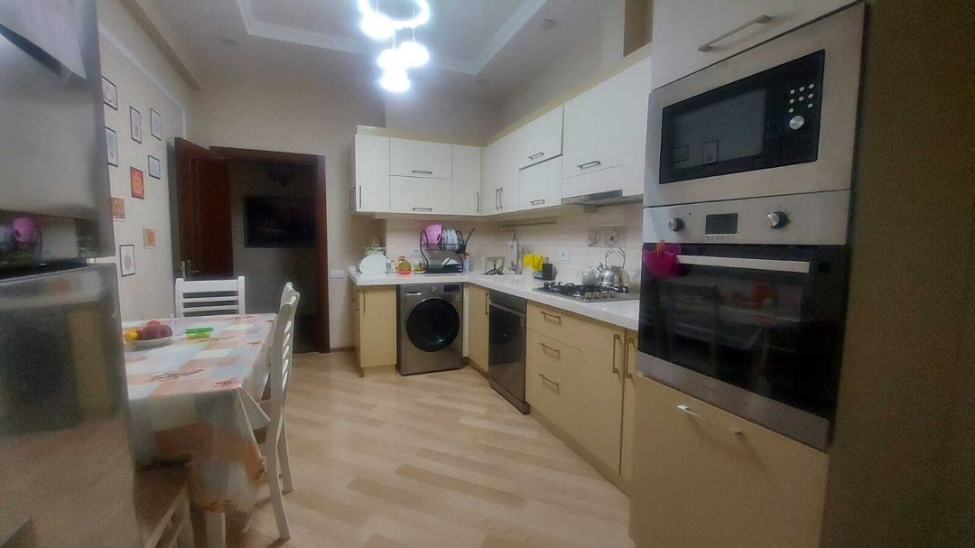 Satılır 3 otaqlı yeni tikili 100 m² — Mənzil, Bakı (2)