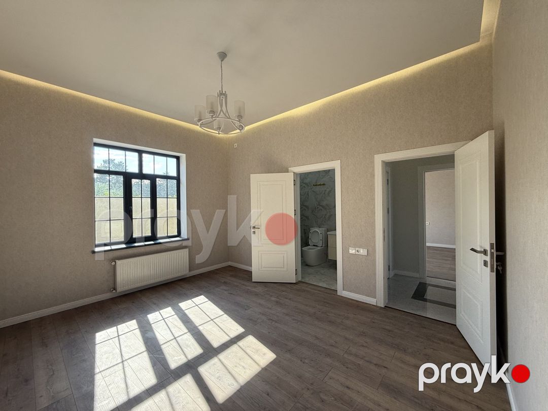 Satılır 5 otaqlı həyət evi/bağ evi 230 m² — Ev, villa, Bakı (12)