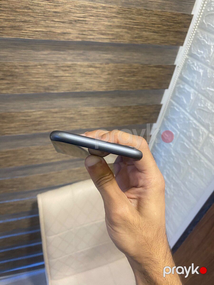 Apple iPhone 11 Black 64GB/4GB — Mallar, Bakı (5)