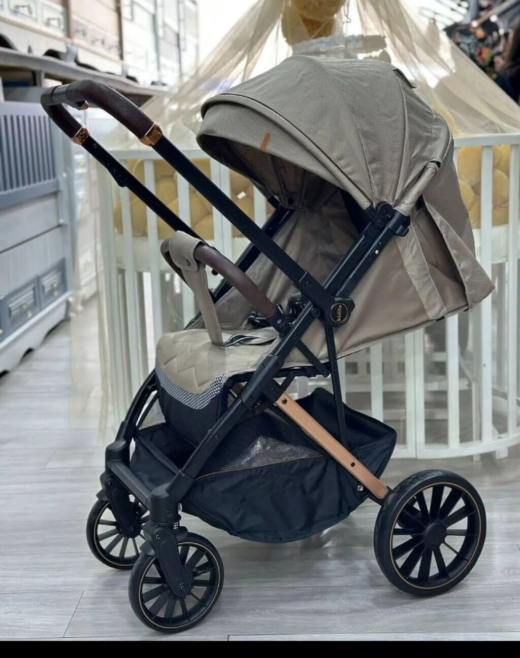 Kidilo 80 man yatma oturma rejimi var rahatlıqla çamadan kimi qatlanir — Mallar, Bakı