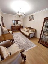 Satılır 3 otaqlı köhnə tikili 90 m² — Naila