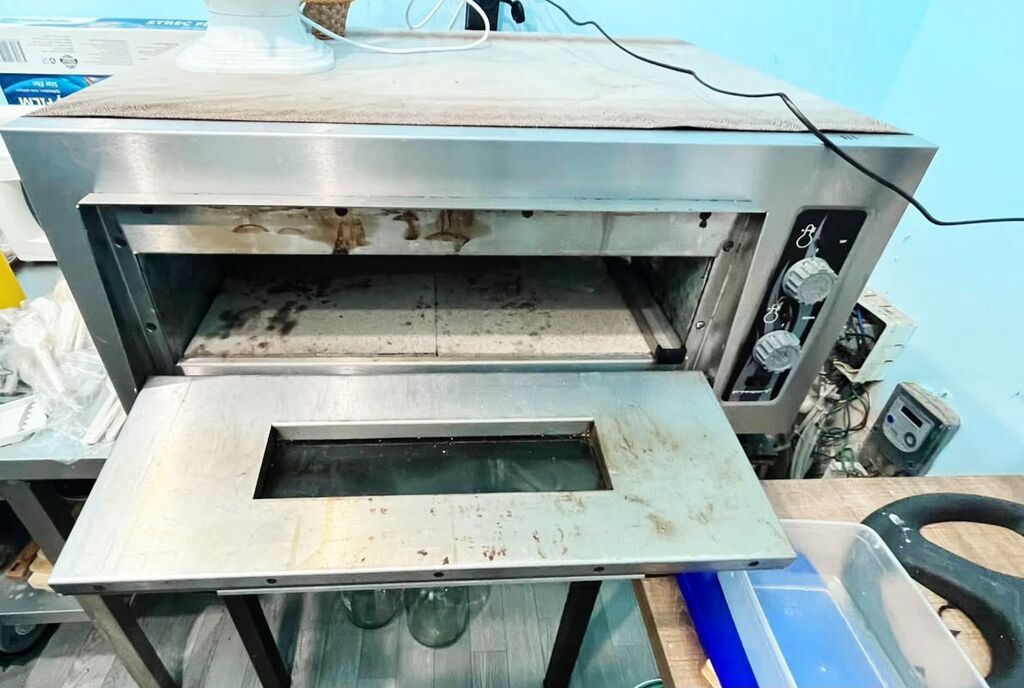 Tək kameralı peç – pizzaxana və çörəkbişirmə üçün peşəkar elektrik — Mallar, Xırdalan (2)