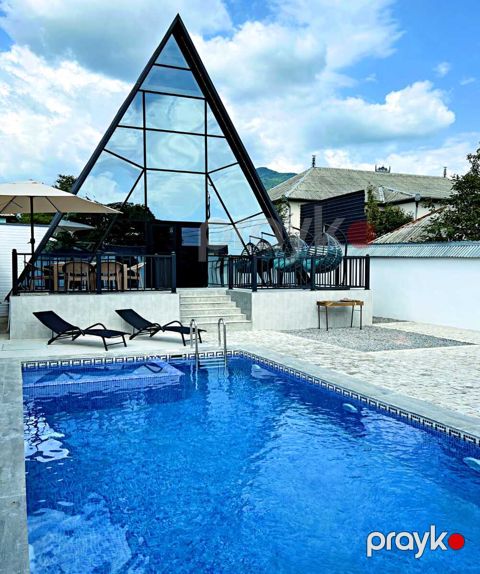 Villa, Qəbələ ş.