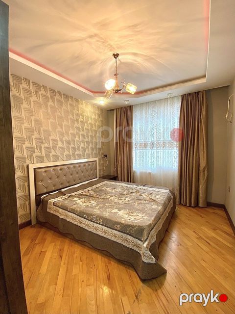 İcarəyə verilir 2 otaqlı yeni tikili 90 m²