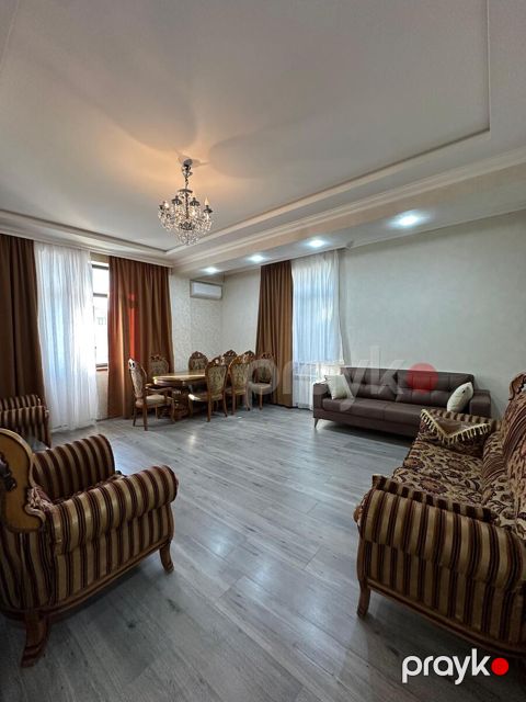 Satılır 2 otaqlı yeni tikili 85 m²