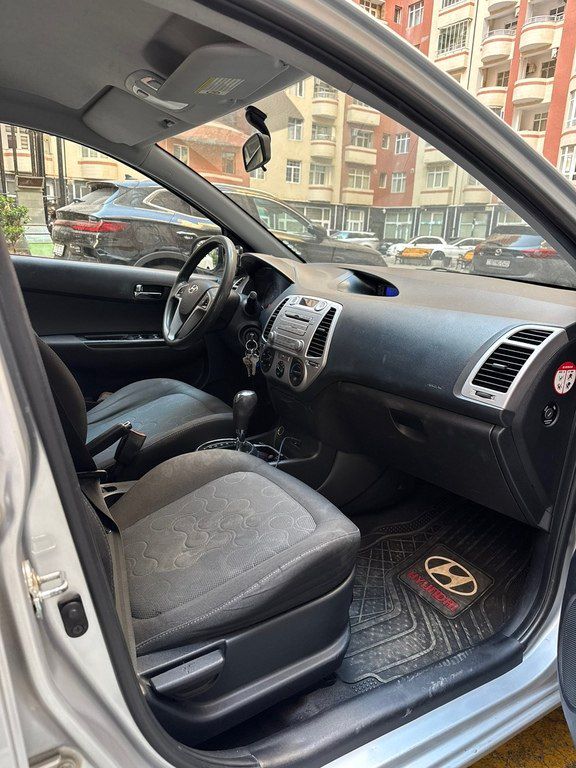 Hyundai i20, 1.4 L, 2011 il, 150 911 km — Avtomobillər, Bakı (8)