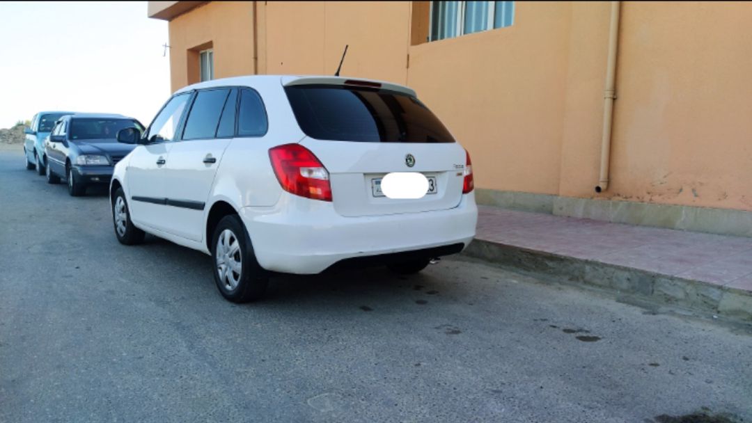 Skoda Fabia, 2012 il — Avtomobillər, Bakı (2)