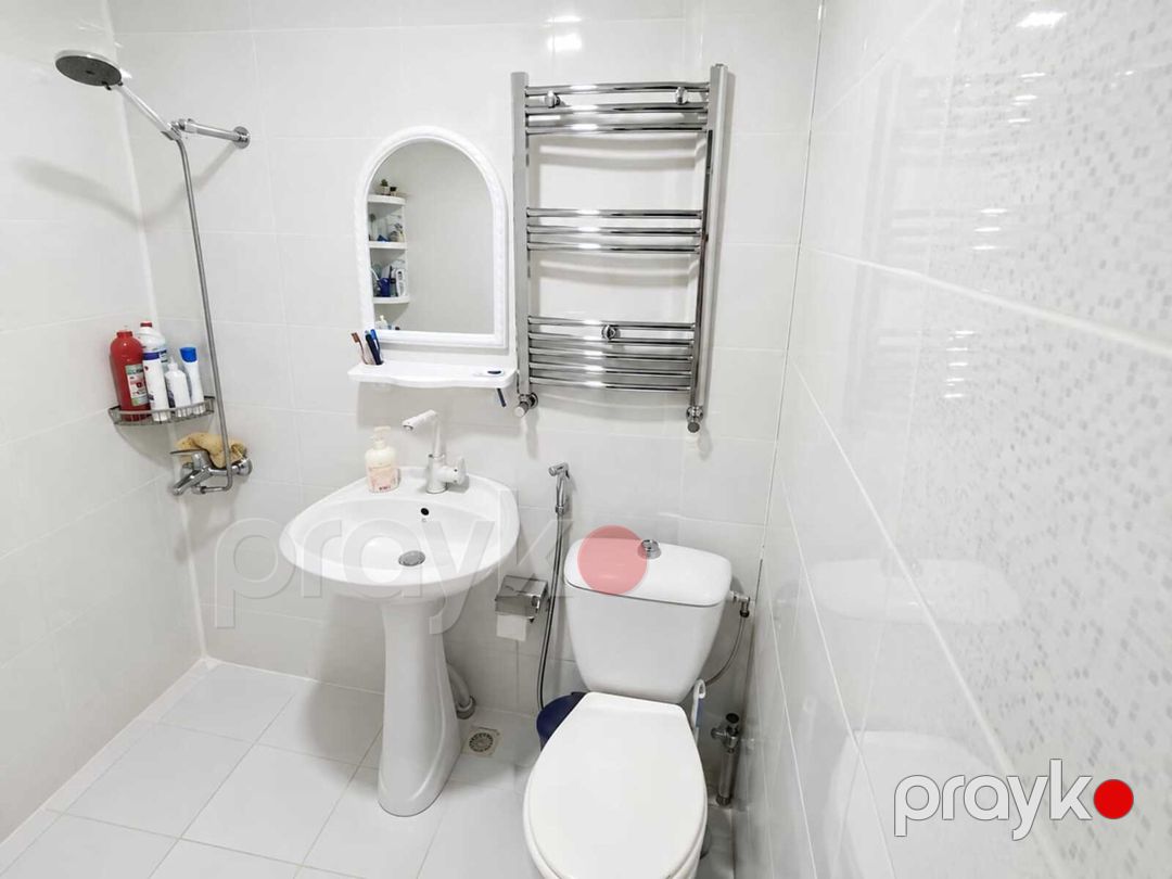 Satılır 2 otaqlı köhnə tikili 65 m² — Mənzil, Bakı (8)