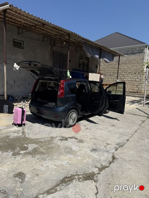 Nissan Note – şəhər və ailə üçün rahat hetçbek - Korpus: 5 qapılı