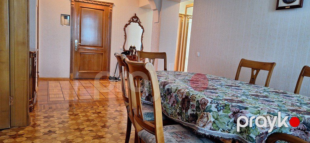 Satılır 4 otaqlı köhnə tikili 145 m² — Mənzil, Bakı (4)