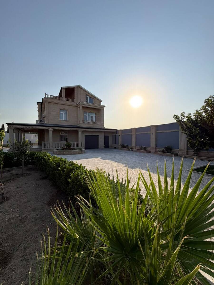 Satılır 7 otaqlı həyət evi/bağ evi 360 m² — Ev, villa, Bakı (2)