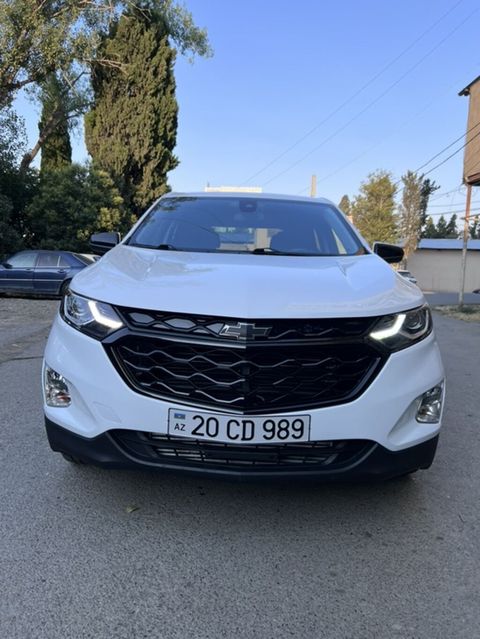 Chevrolet Equinox – ağ rəng 2021 Zolaq tanima guzgunun olu zonasi ozu