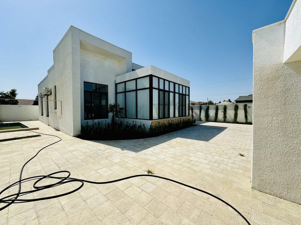 Satılır 5 otaqlı həyət evi/bağ evi 250 m² — Ev, villa, Bakı (12)