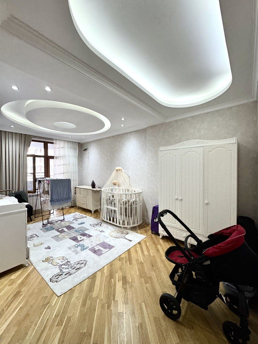 Satılır 4 otaqlı yeni tikili 230 m² — Mənzil, Bakı (12)