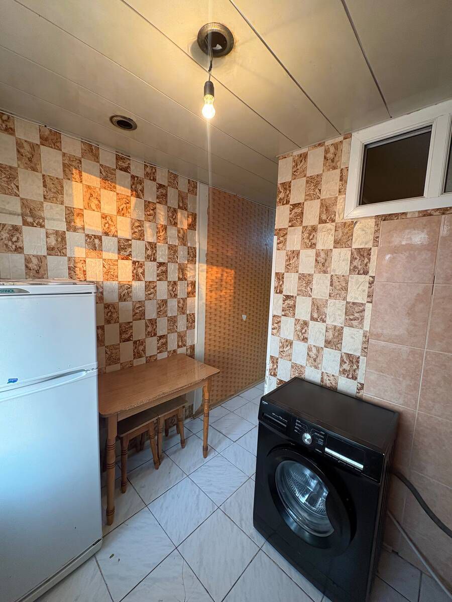 Satılır 1 otaqlı köhnə tikili 37 m² — Mənzil, Bakı (7)