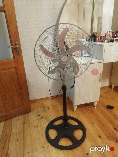 Dayaqlı elektrik ventilyatoru döşəmə/stand tipi — Gəncə
