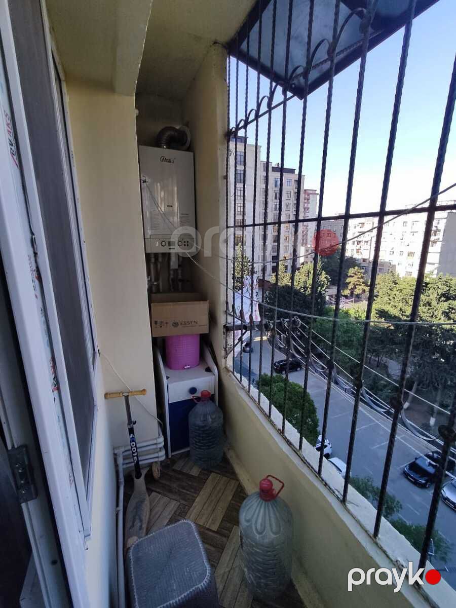 Satılır 2 otaqlı köhnə tikili 60 m² — Mənzil, Bakı (11)