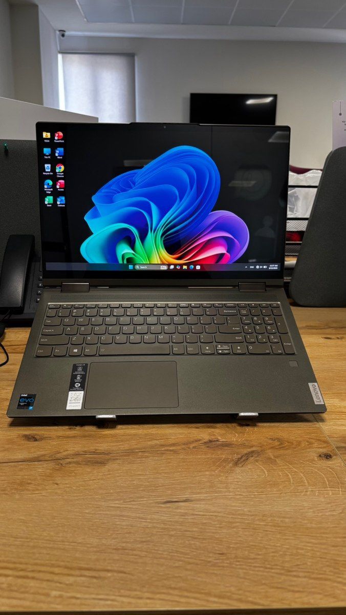 Noutbuk Lenovo Yoga 7 — Elektronika, Bakı