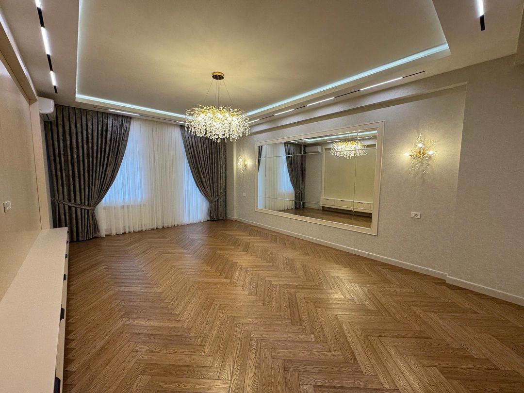 Satılır 4 otaqlı yeni tikili 185 m² — Mənzil, Bakı (7)