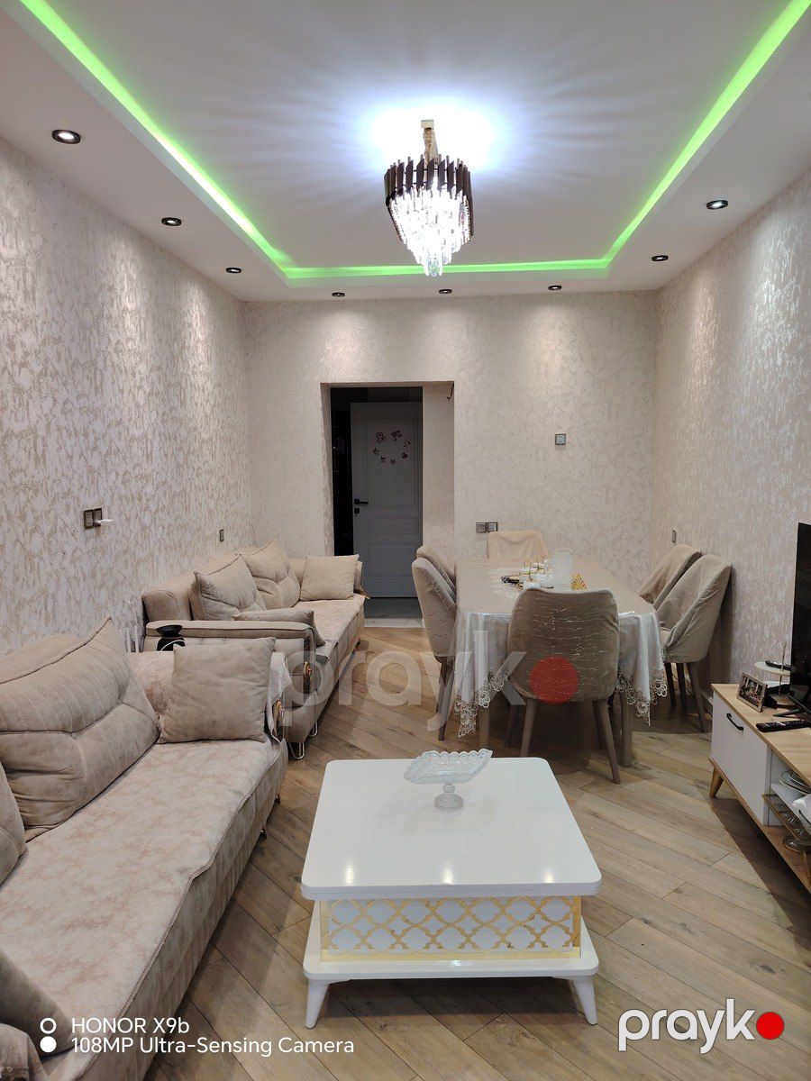 Satılır 4 otaqlı köhnə tikili 65 m² — Mənzil, Bakı (2)