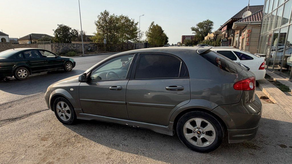 Chevrolet Lacetti, 1.6 L, 2010 il, 272 000 km — Avtomobillər, Bakı (6)