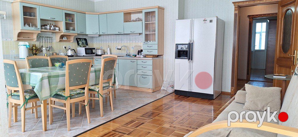 Satılır 4 otaqlı köhnə tikili 145 m² — Mənzil, Bakı (12)