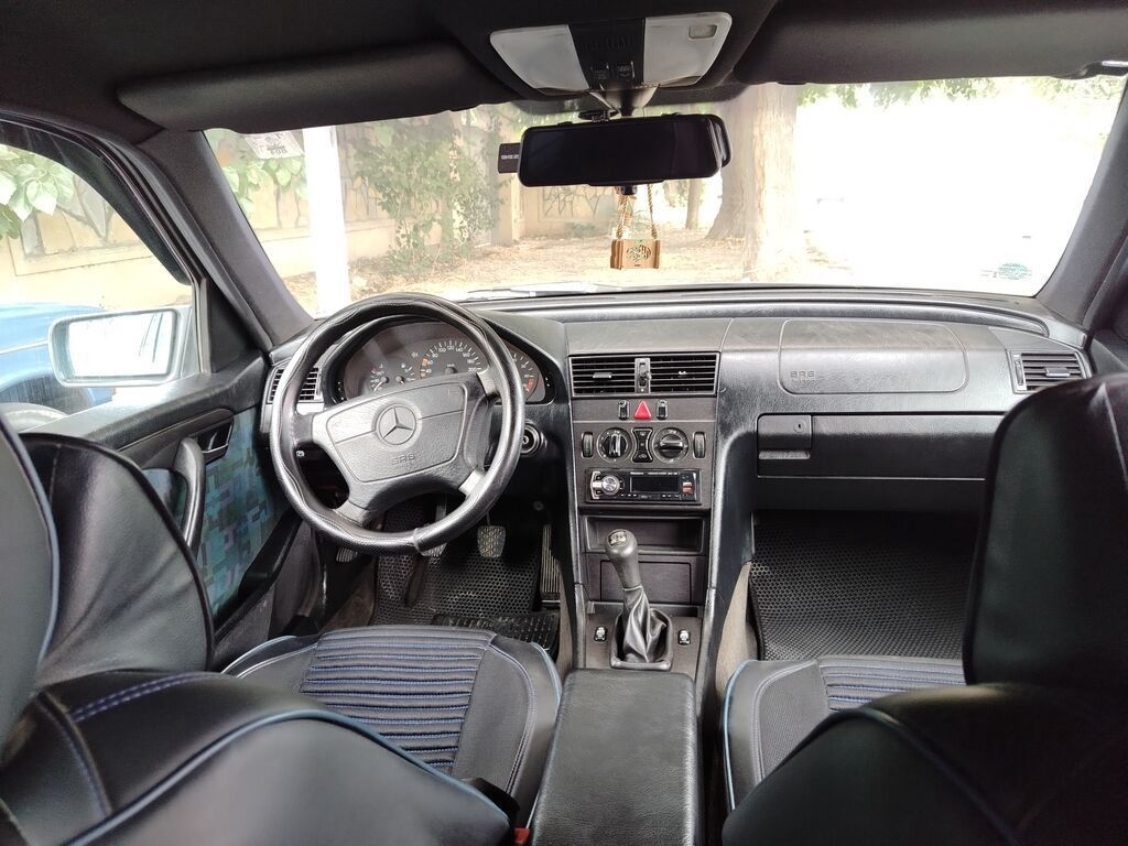 Mercedes-Benz C-Class: 1.8 l | Sedan — Avtomobillər, Bərdə (7)