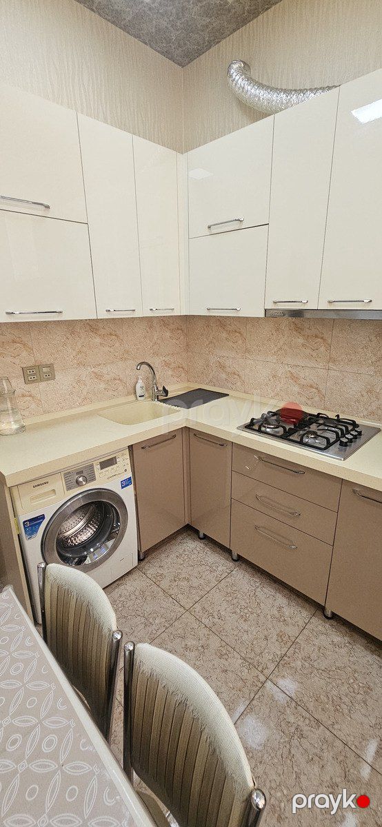 İcarəyə verilir 2 otaqlı köhnə tikili 50 m² — Mənzil, Bakı (11)