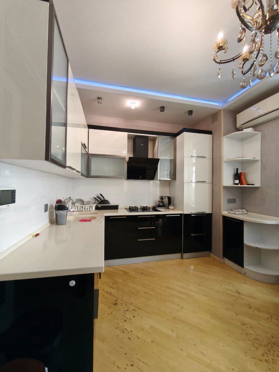 Satılır 2 otaqlı yeni tikili 130 m² — Mənzil, Bakı (7)