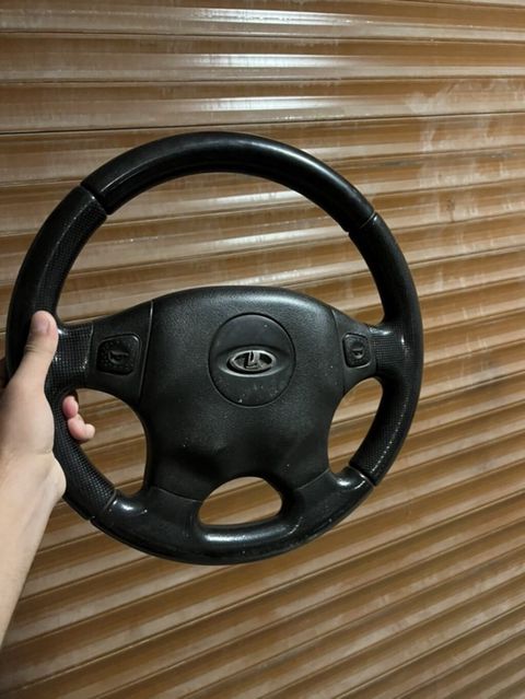 Lada sükan çarxı - orijinal Lada loqolu, 3-şüalı dizayn
