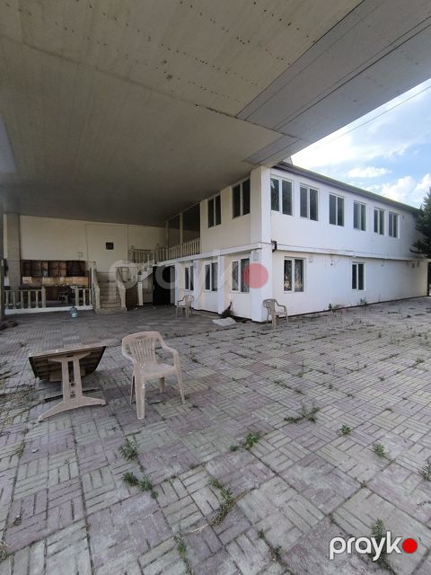 Satılır 7 otaqlı həyət evi/bağ evi 280 m²