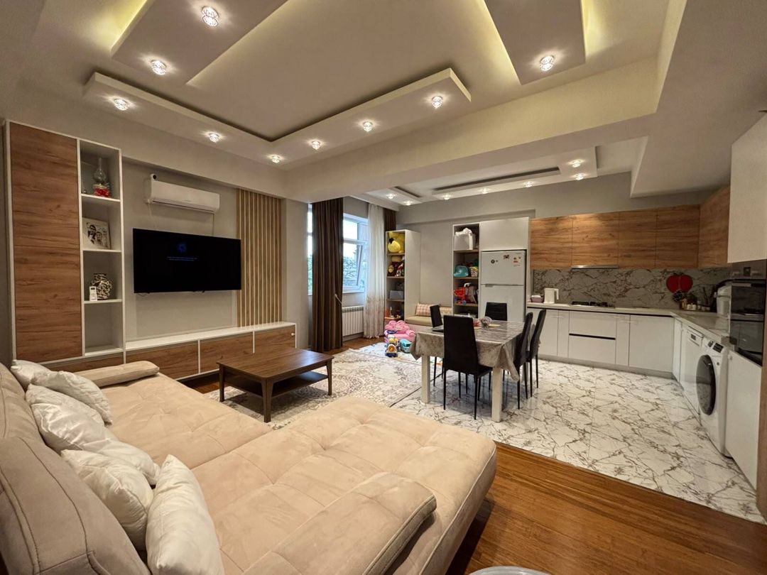 Satılır 3 otaqlı yeni tikili 130 m² — Mənzil, Bakı