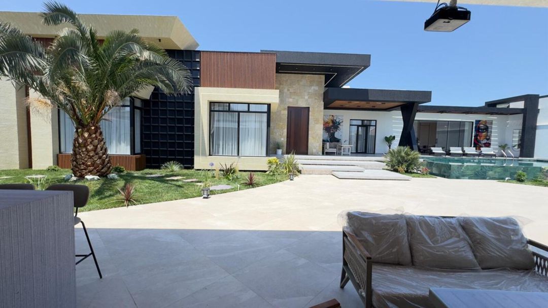 Satılır 5 otaqlı həyət evi/bağ evi 400 m² — Ev, villa, Bakı (3)