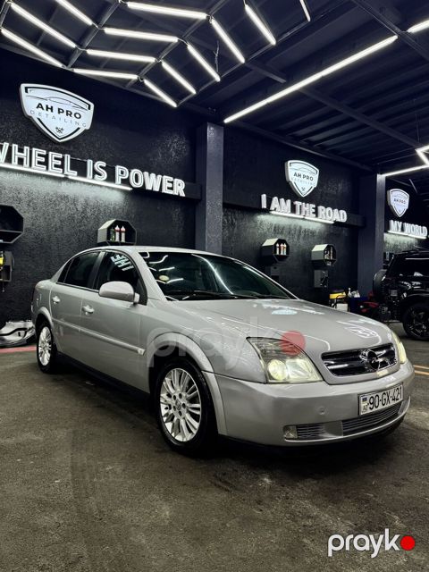 Opel Vectra: 2.2 l | 2002 il 468726 km Sedan