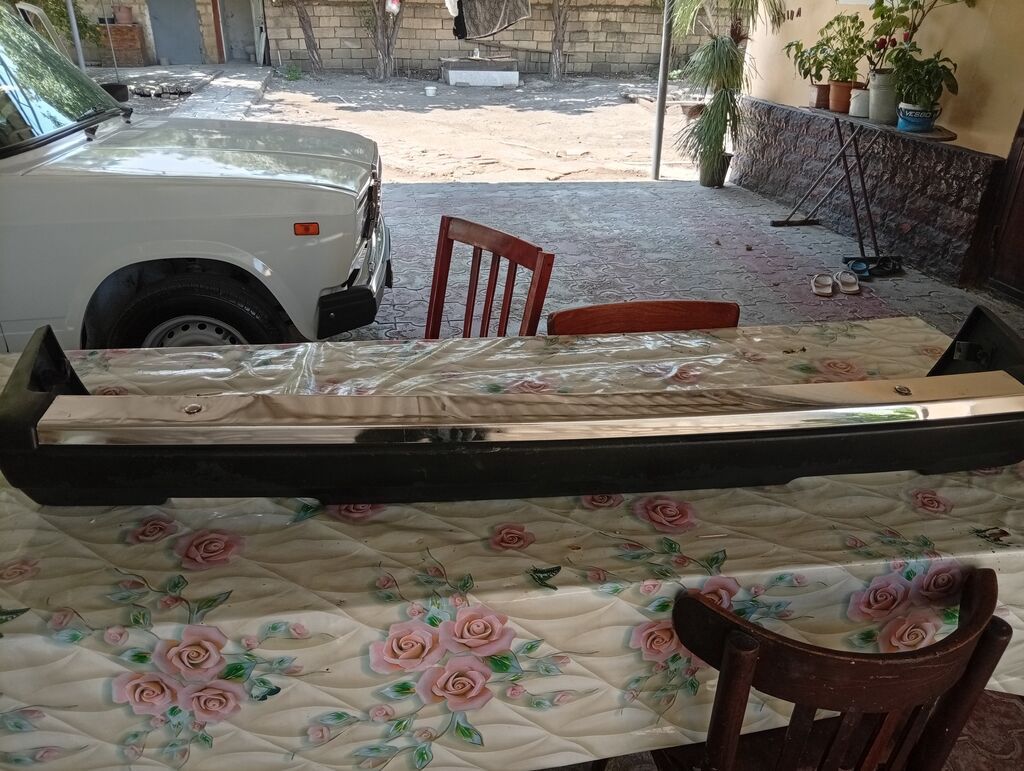 Məhsul: Avtomobil üçün arxa bamper (xrom dekorlu) Təsvir: - Tam — Ehtiyat hissələri, Salyan