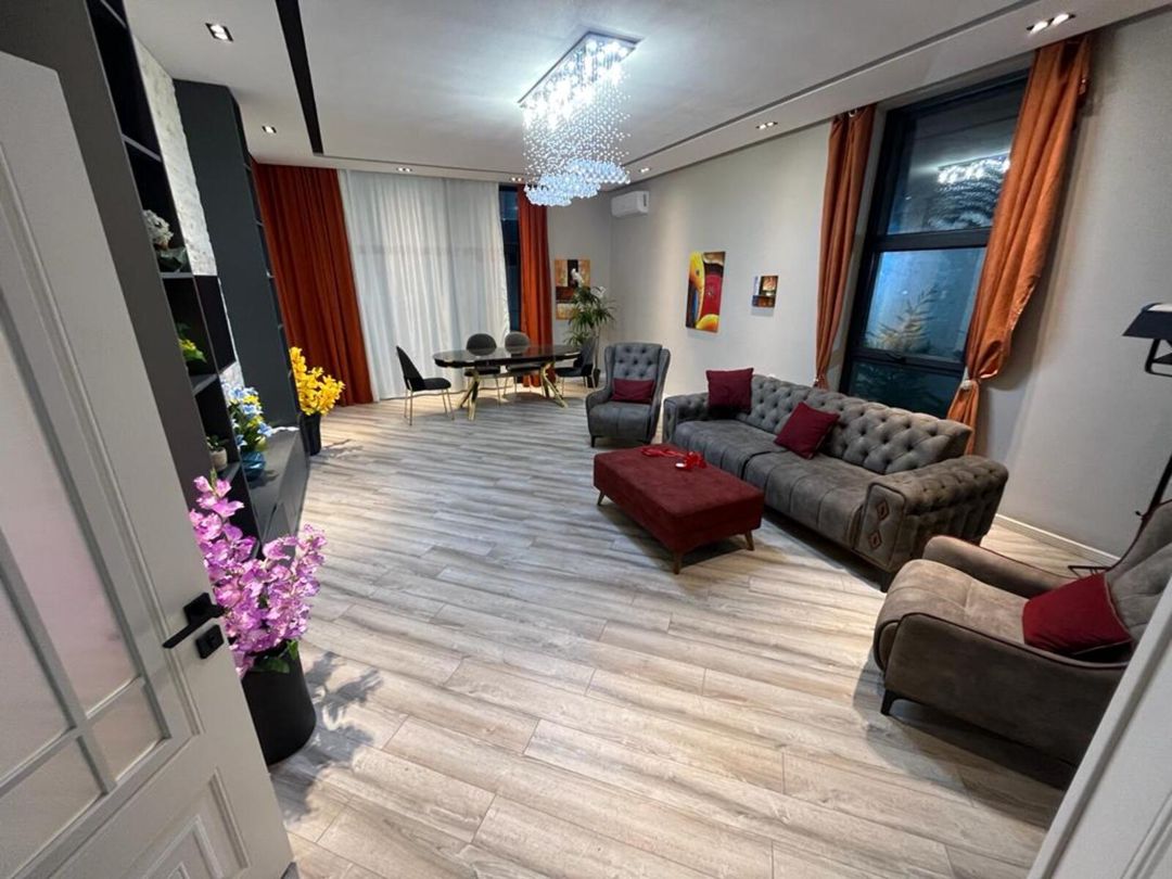 İcarəyə verilir 5 otaqlı həyət evi/bağ evi 320 m² — Ev, villa, Bakı (10)