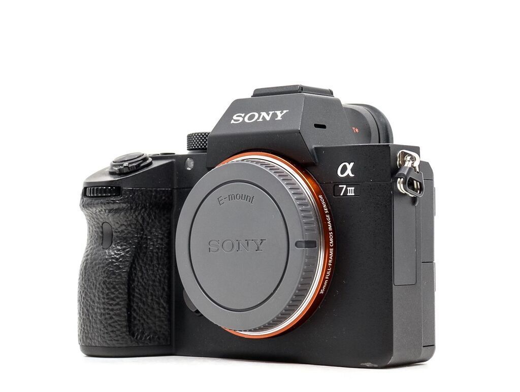 Sony Alpha a7 III (ILCE-7M3) tam kadr güzgüsüz fotoaparat gövdəsi -