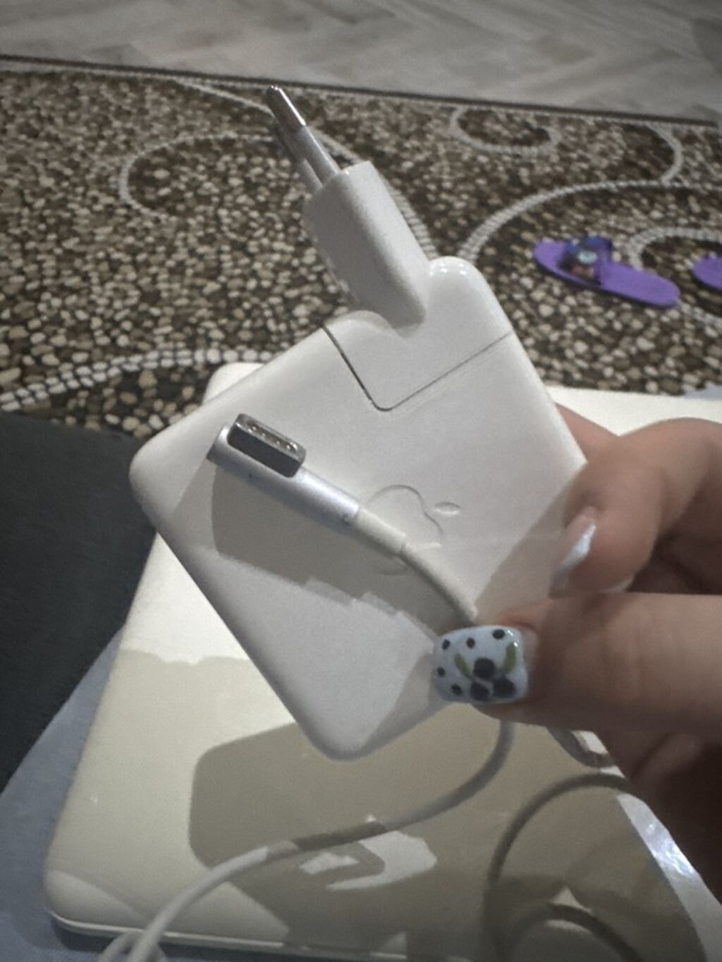 Apple MacBook (ağ, polikarbon korpus) - Ekran: 13.3" (LED), üst — Apple Macbook, Bakı (4)