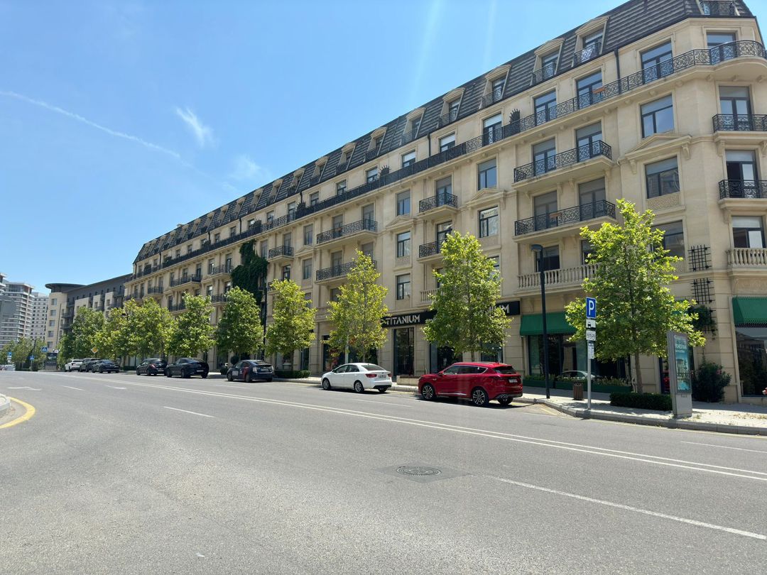 Satılır 3 otaqlı yeni tikili 138 m² — Mənzil, Bakı (2)