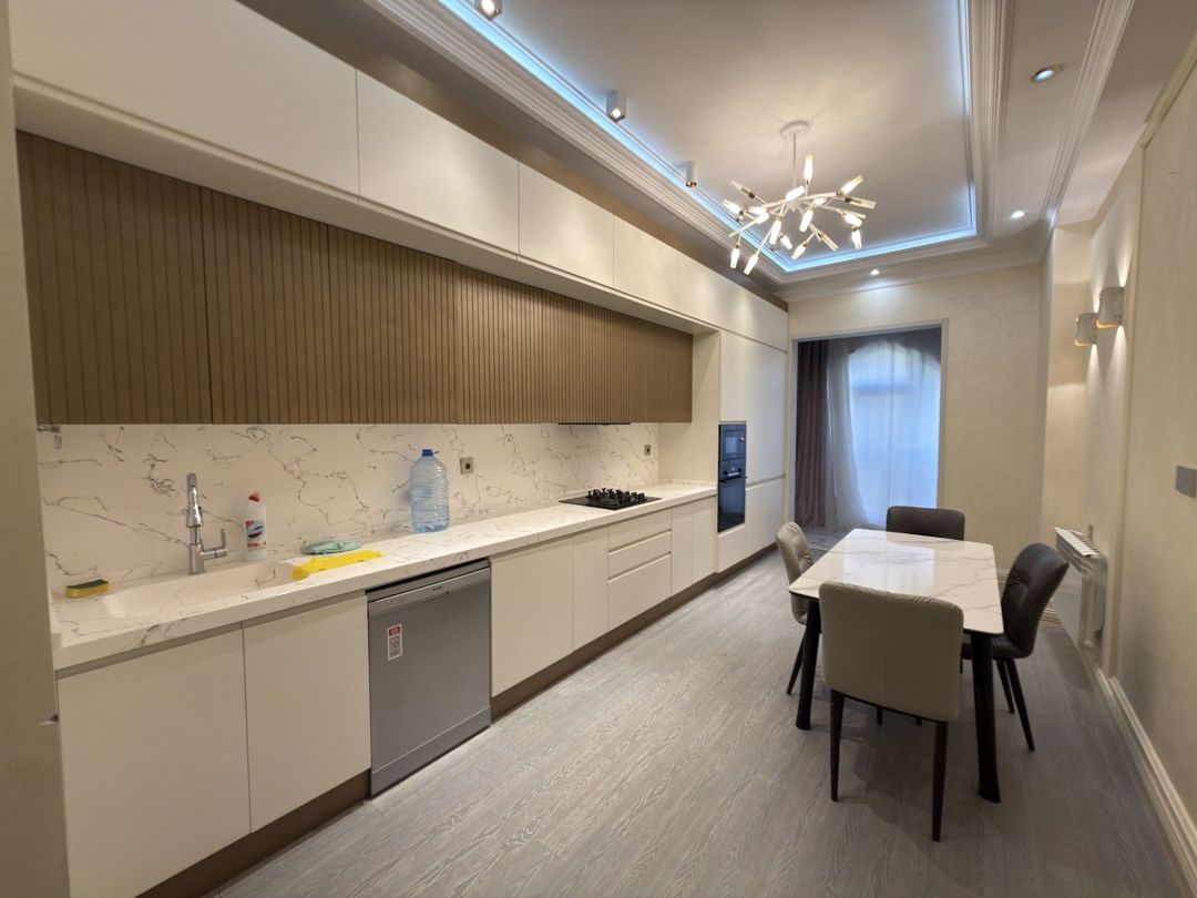 İcarəyə verilir 3 otaqlı yeni tikili 190 m² — Mənzil, Bakı (7)